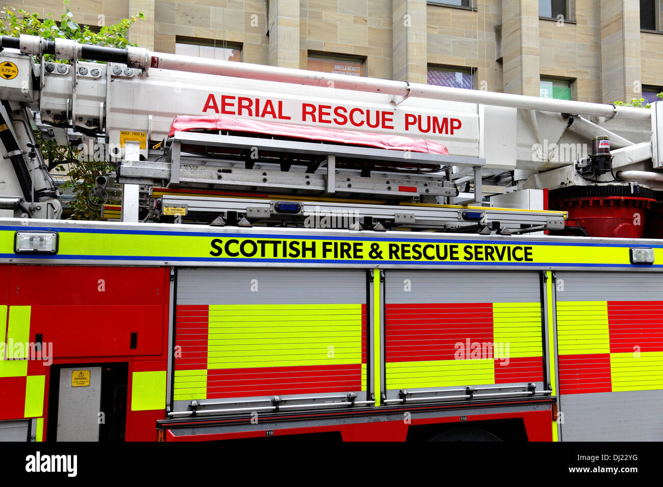 Eine schottische Feuerwehr und Rettungsdienste Appliance mit einem Aerial Rescue Pumpe, Scotland, UK Stockfoto