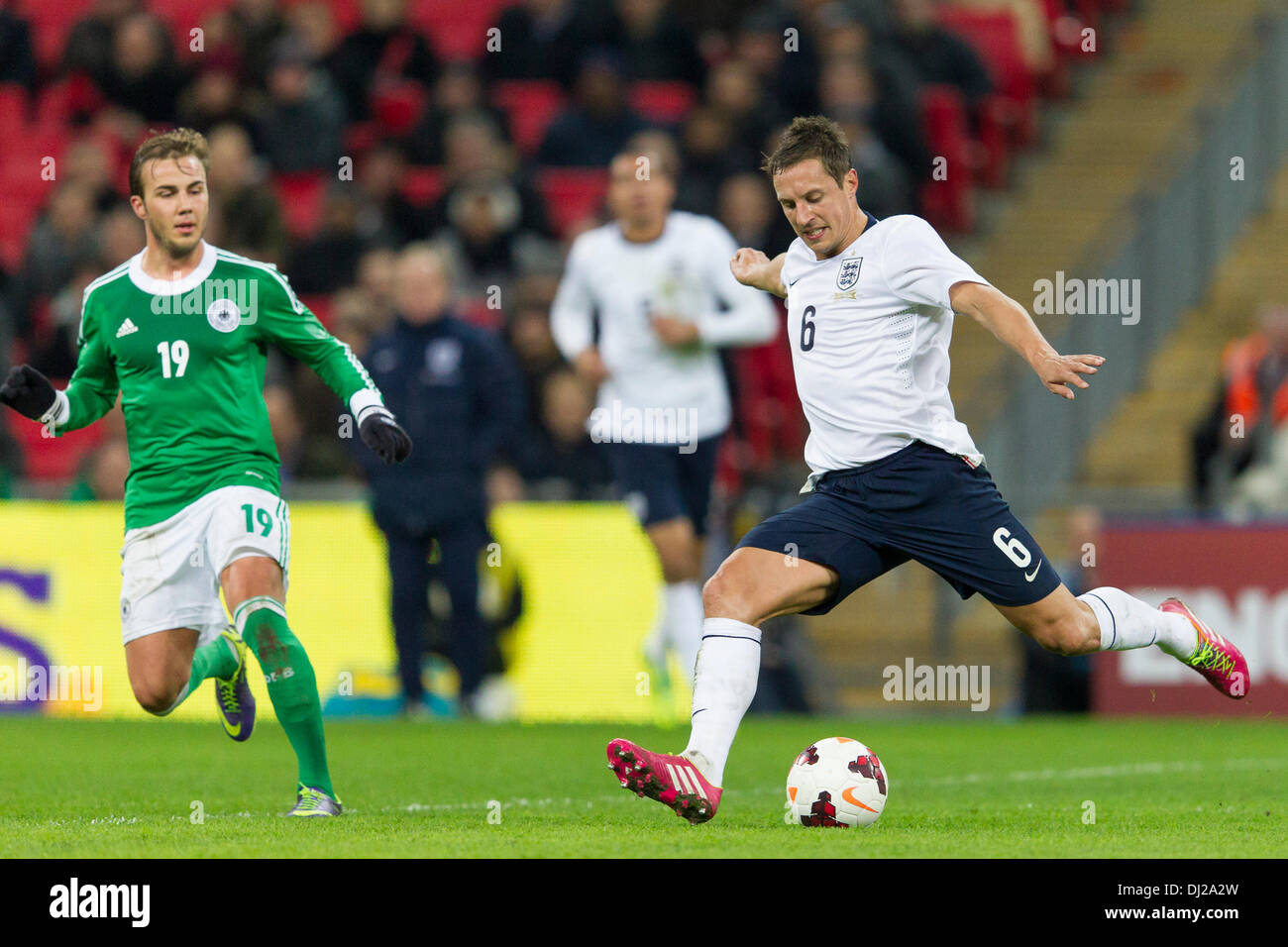 London, UK. 19. November 2013. Englands Phil JAGIELKA während der internationalen Fußball-Freundschaftsspiel zwischen England und Deutschland vom Wembley Stadion entfernt. Bildnachweis: Aktion Plus Sport/Alamy Live-Nachrichten Stockfoto