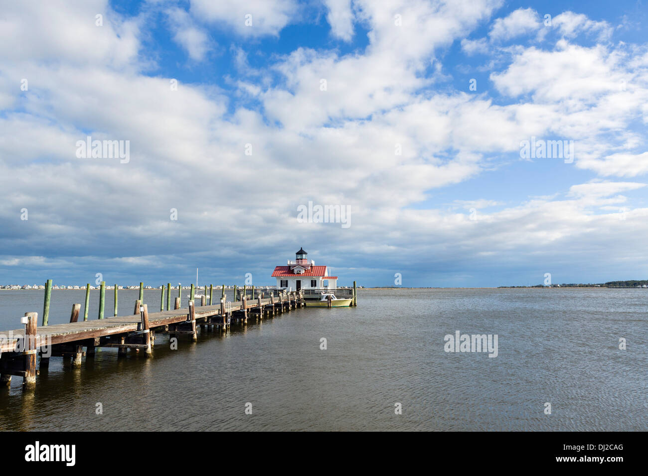 Steg an der Uferpromenade in Manteo, Roanoke Island, North Carolina, USA Stockfoto