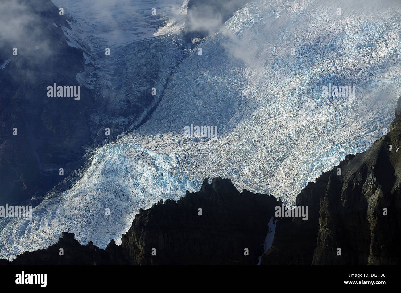 schneebedeckte Berge im Inneren Alaska Stockfoto