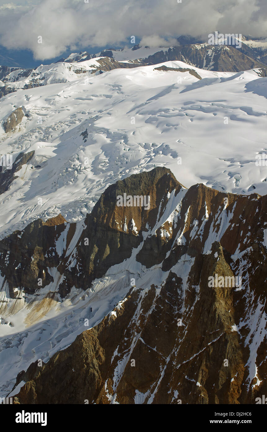 schneebedeckte Berge im Inneren Alaska Stockfoto