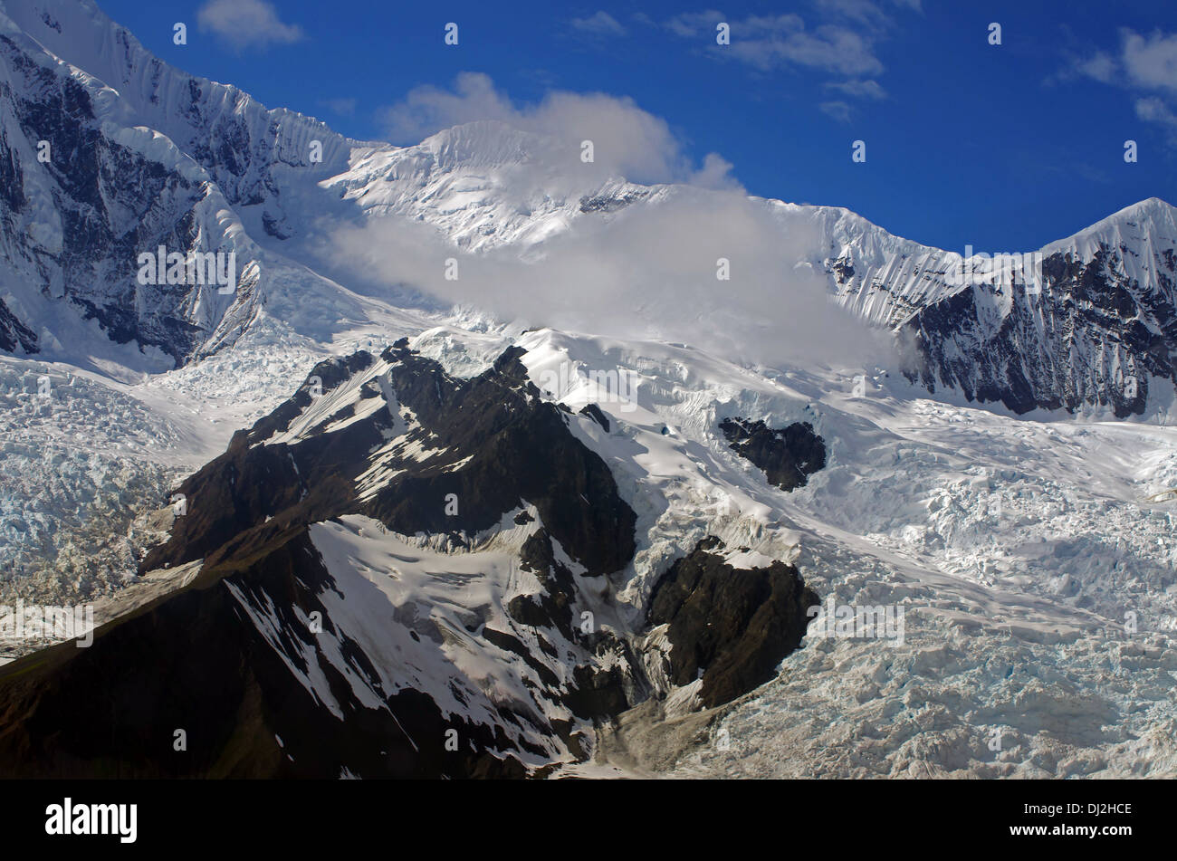 schneebedeckte Berge im Inneren Alaska Stockfoto