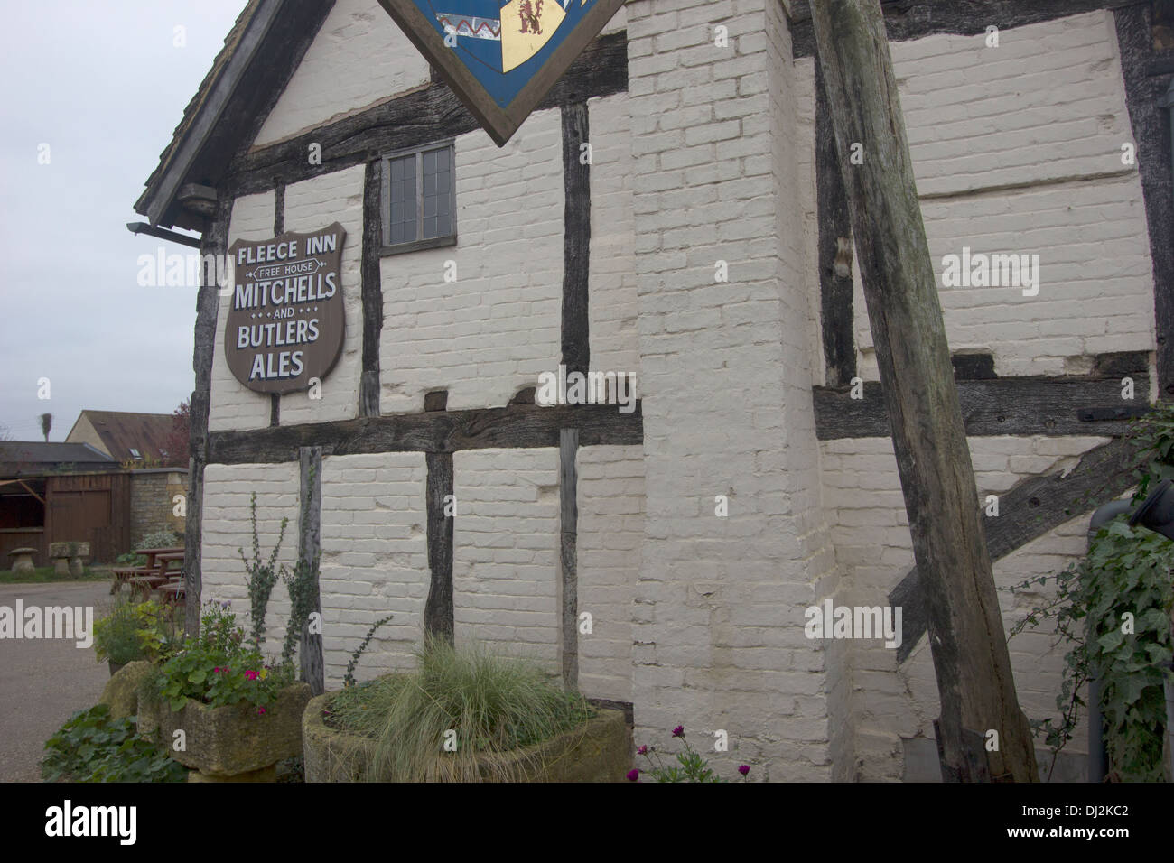 Das Fleece Inn ist ein Fachwerk mittelalterliches Bauernhaus im Besitz des National Trust, befindet sich in Bretforton, Nr Evesham. Stockfoto