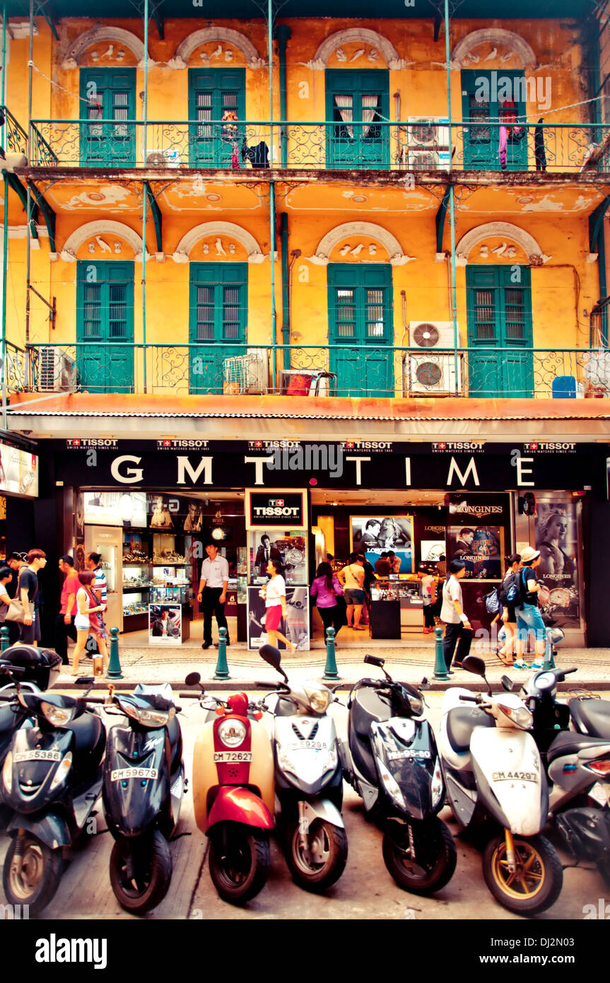 Blick auf Downtown Straße in Macau, China Stockfoto