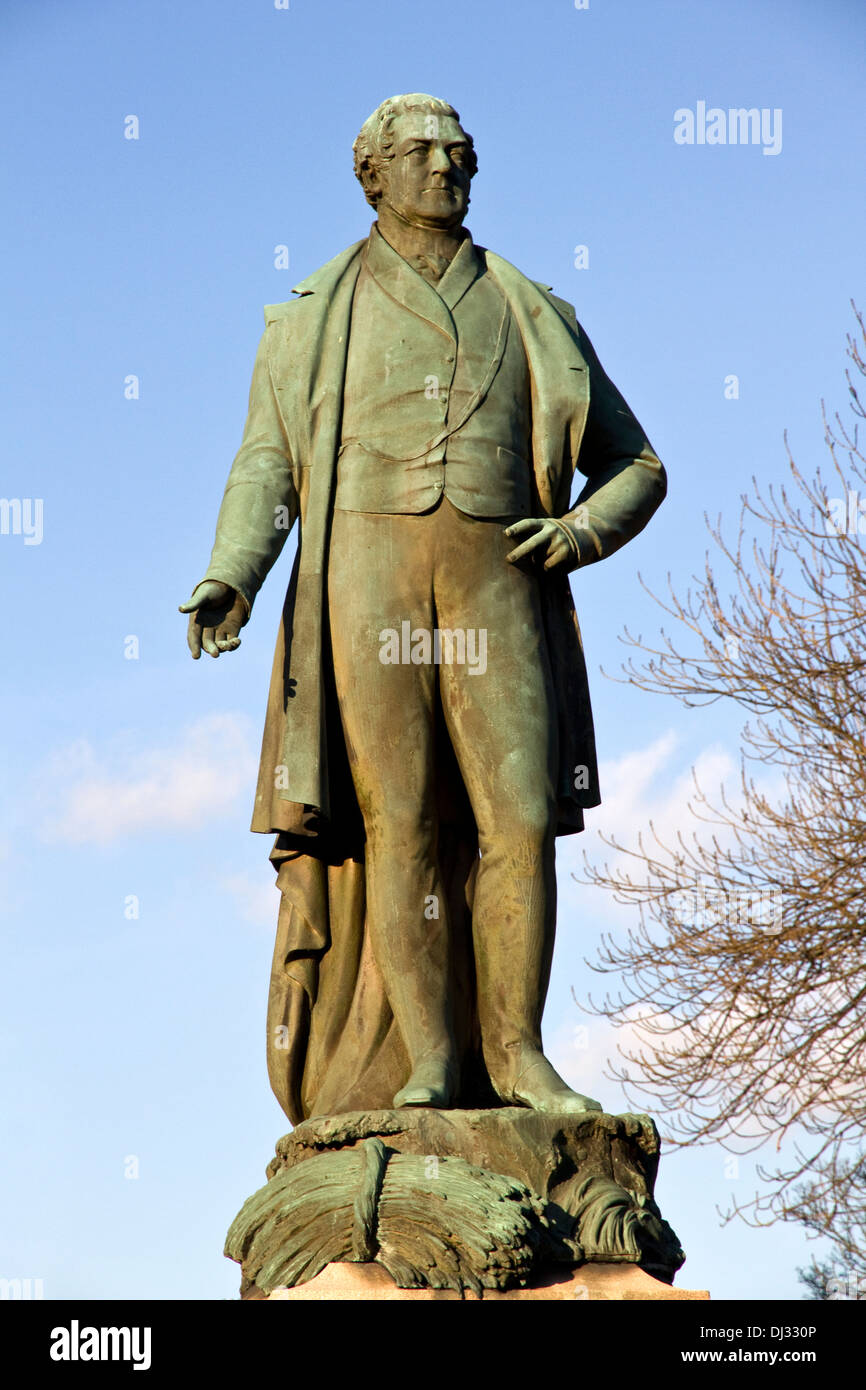 Statue von Sir Robert Peel, Marktplatz, begraben, größere Manchester, UK Stockfoto