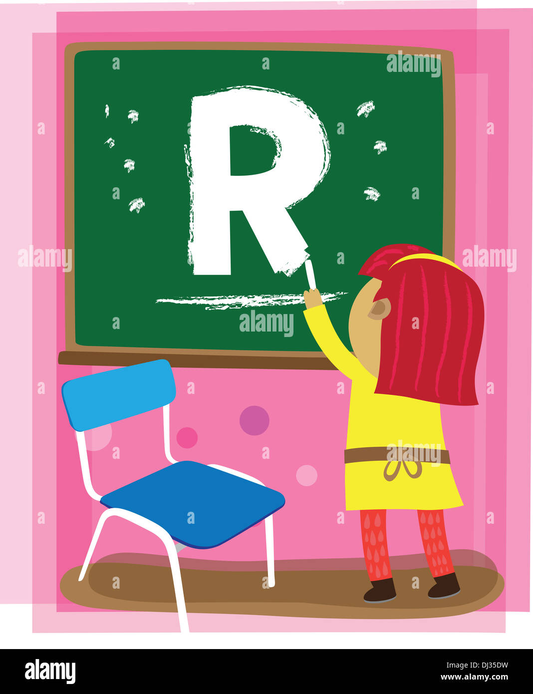Abbildung des Mädchens Zeichnung Buchstabe R auf Tafel im Klassenzimmer Stockfoto