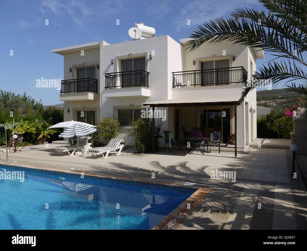Cyprus Villa With Pool Stockfotos Und Bilder Kaufen Alamy