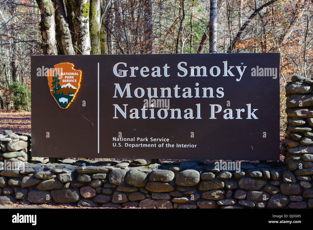 Eingangsschild zum Great Smoky Mountains National Park, in der Nähe von Cherokee, North Carolina, USA Stockfoto