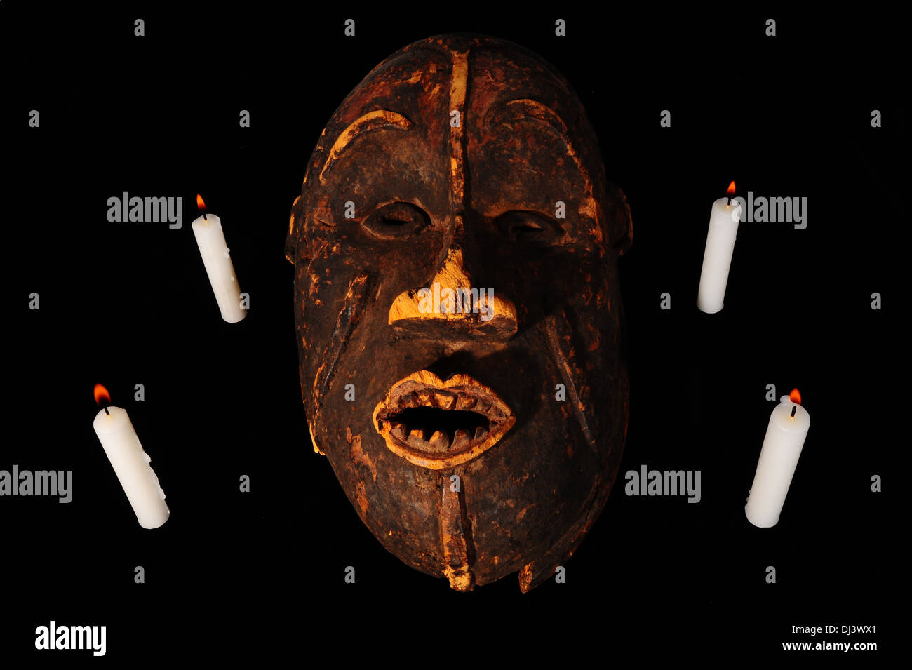 Afrikanische Maske Stockfoto