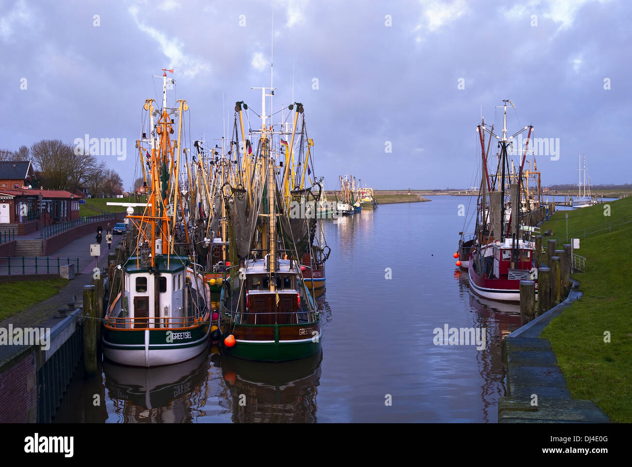 Krabbenkutter im Hafen Stockfoto