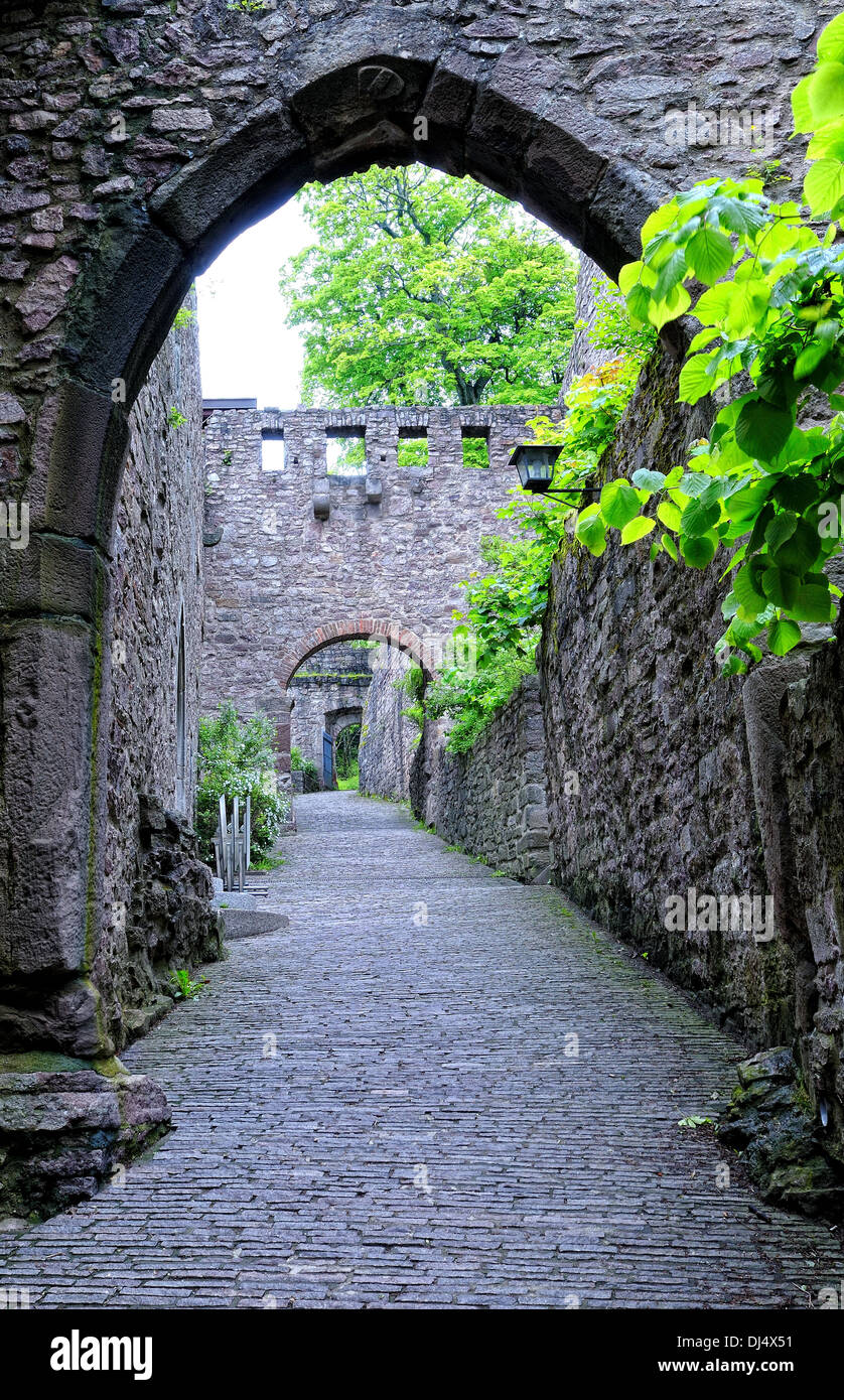 Durchgang zum Schloss Stockfoto