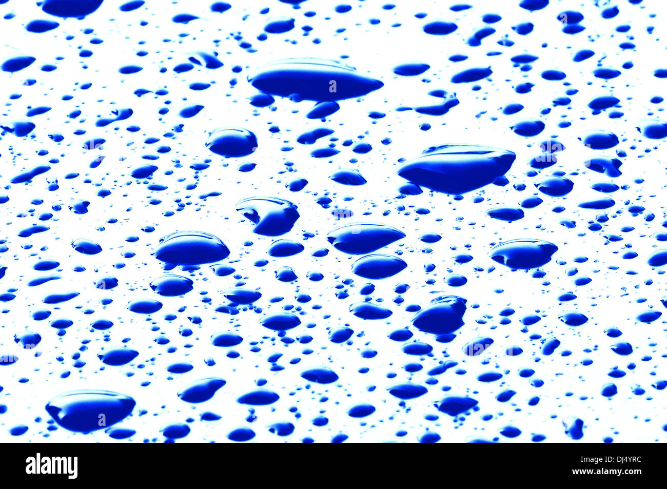 Wasser in blau Stockfoto