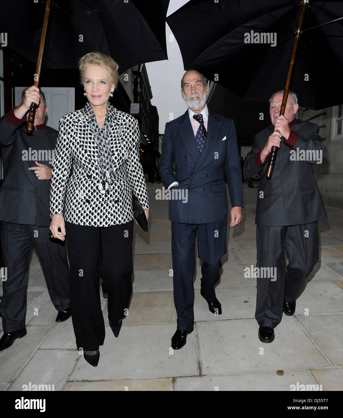 Prinz und Prinzessin Michael von Kent Restaurantbesuch einen in Mayfair, London, England - 01.06.12 Stockfoto