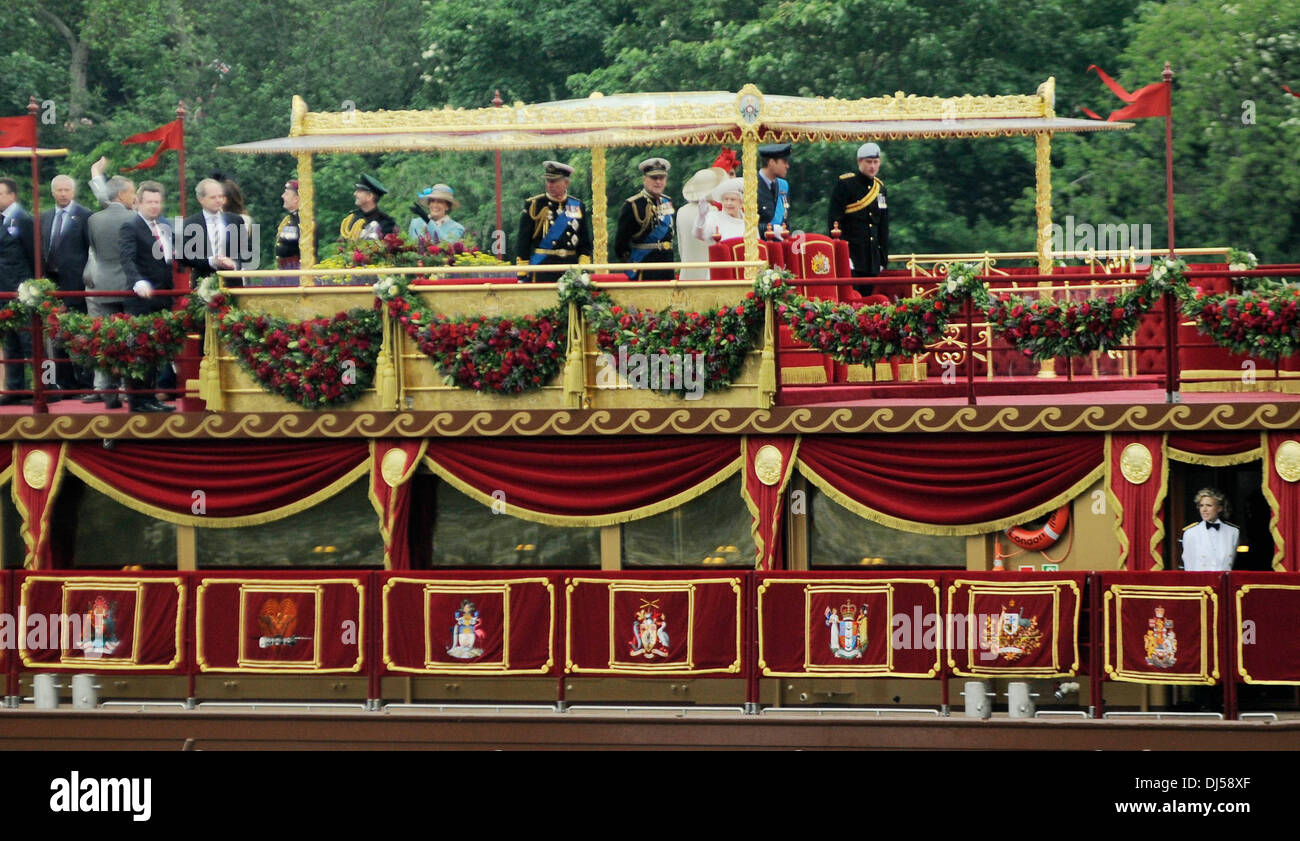 Das Royal Barge der Königin Diamond Jubilee River Pageant Flottille London, England - 03.06.12 Stockfoto