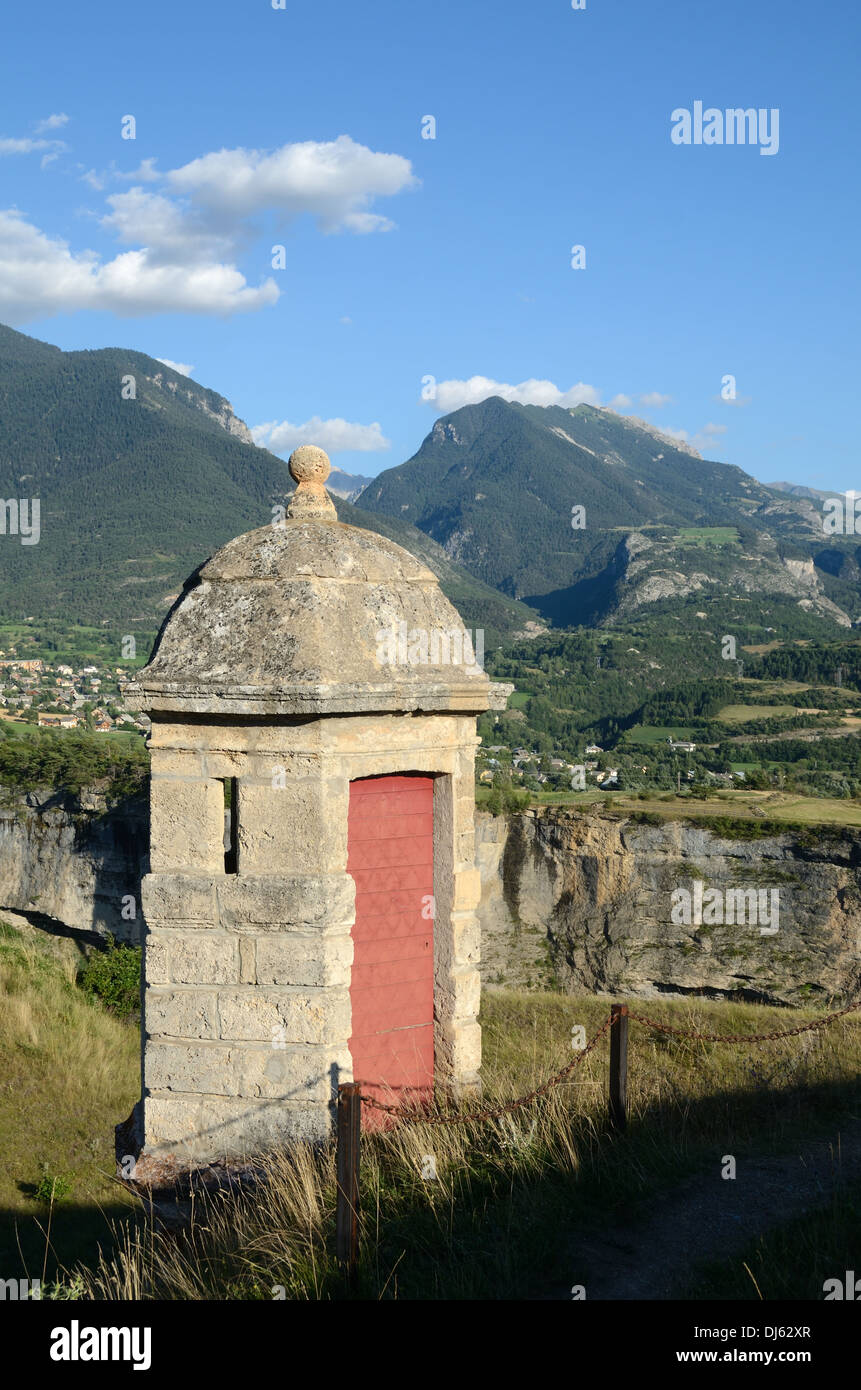 Vauban Aussichtsturm oder Uhr-Turm Mont-Dauphin Hautes-Alpes Frankreich Stockfoto