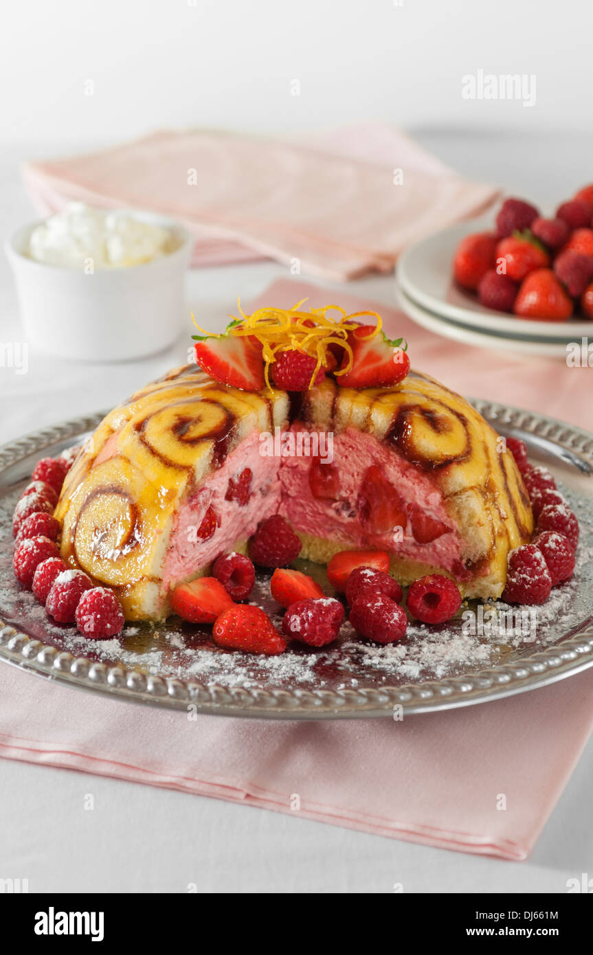 Charlotte Royale traditionelles dessert Stockfoto