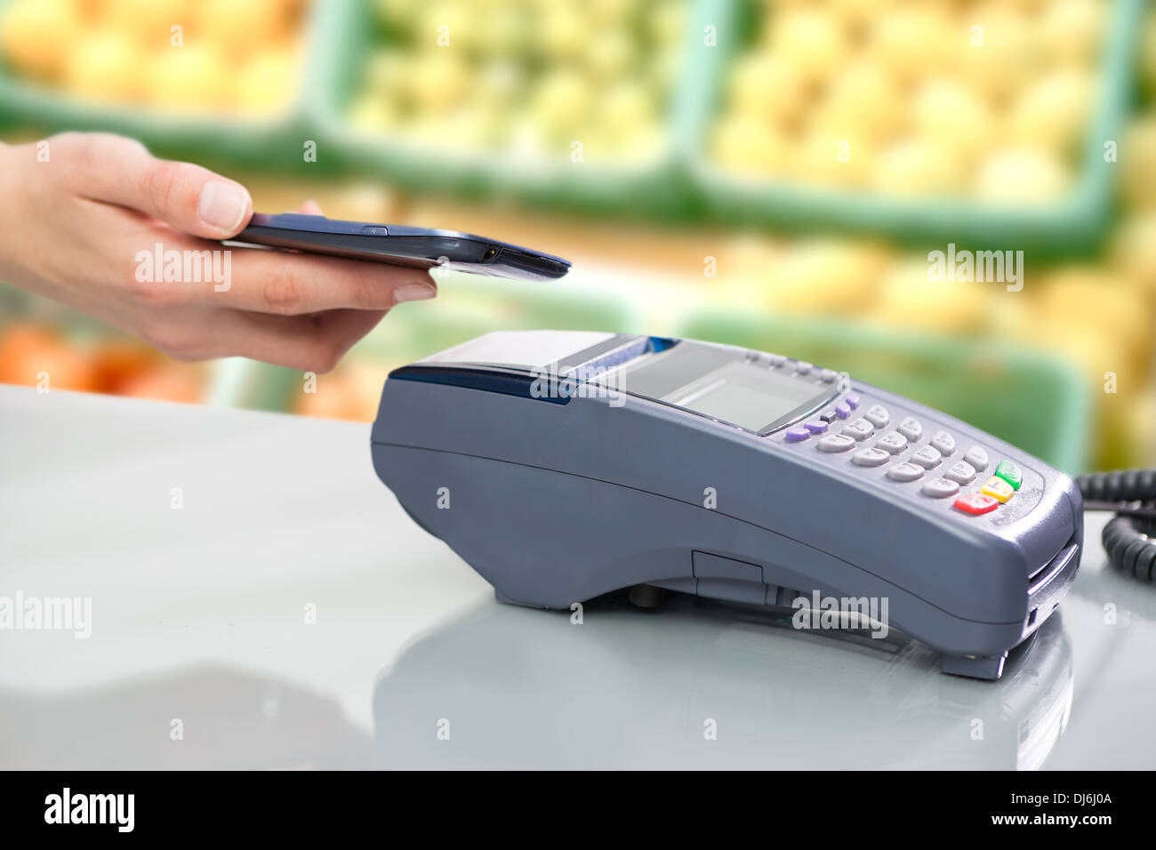 NFC - Nahfeld-Kommunikation, mobile-payment Stockfoto