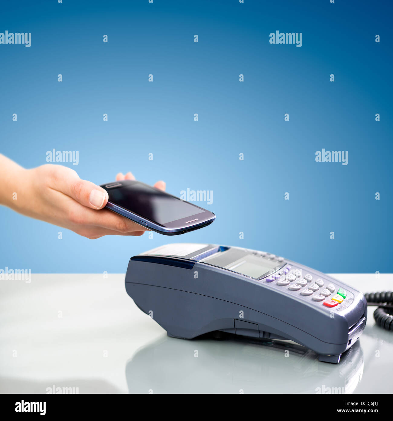 NFC - Nahfeld-Kommunikation, mobile-payment Stockfoto