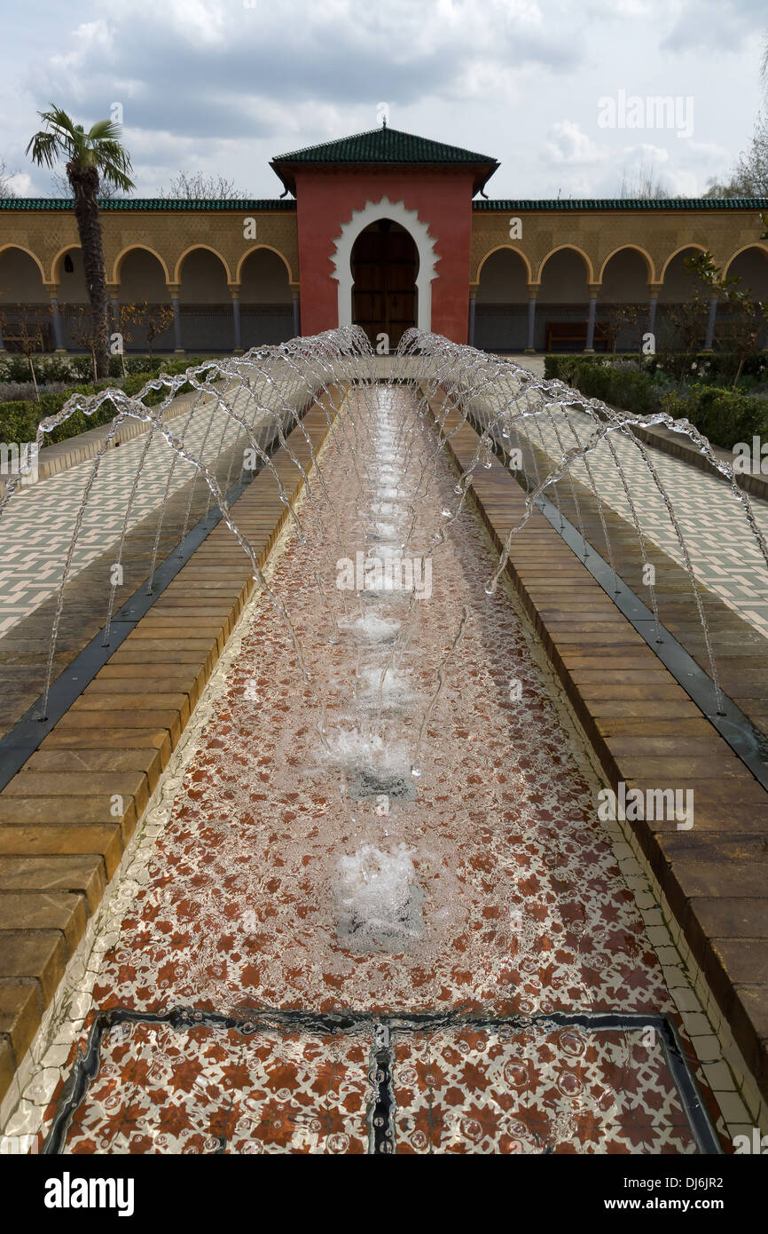 Mehrere Brunnen. Marokkanische Garten. Stockfoto