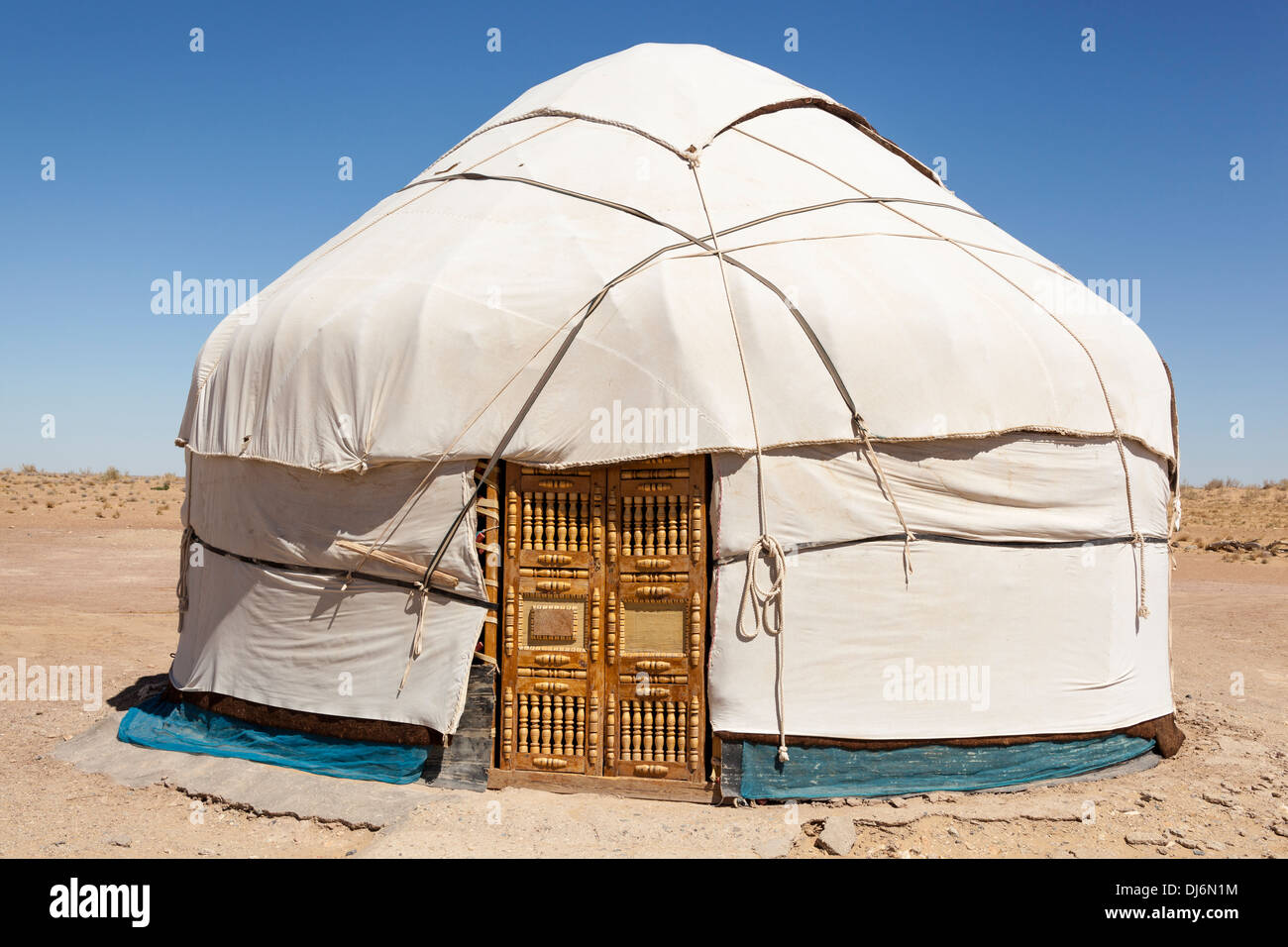 Eine Jurte, Ayaz Kala Yurt Camp, Ayaz Kala, Choresm, Usbekistan Stockfoto