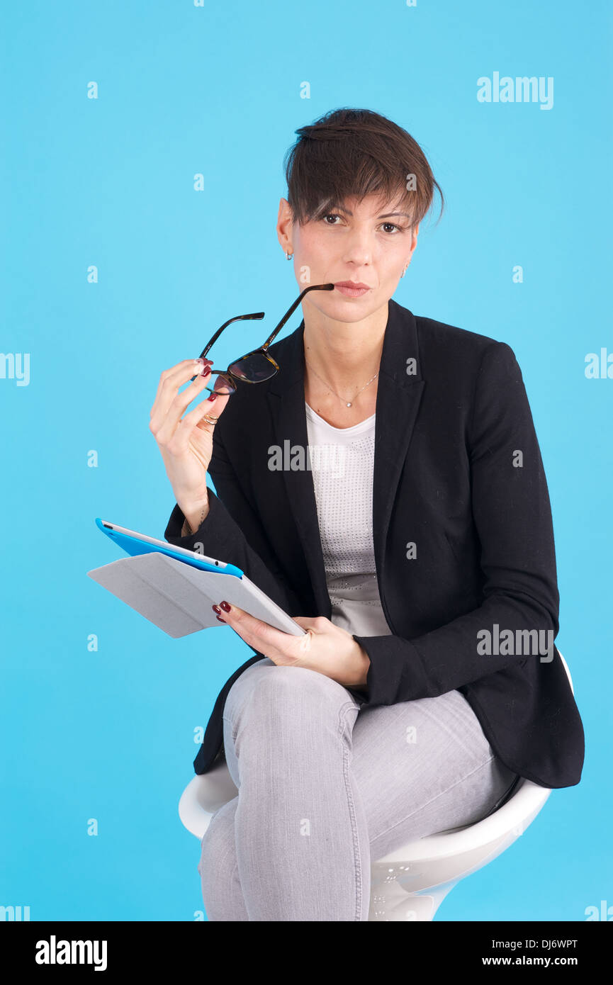 Geschäftsfrau mit digital-Tablette Stockfoto