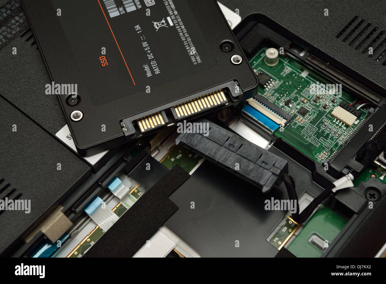 SSD und Laptop Stockfoto