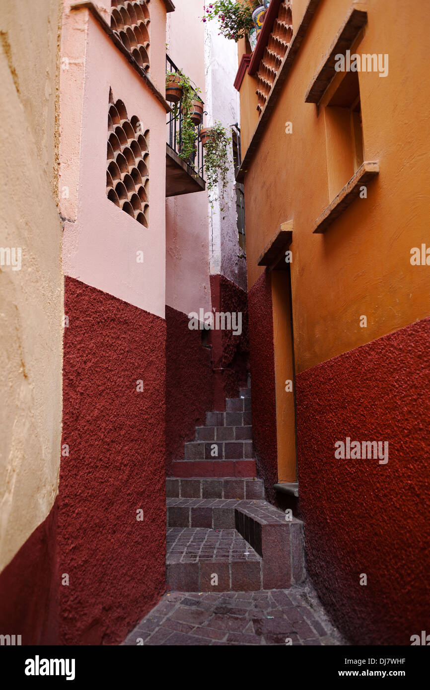 Callejon del Beso oder Gasse des Kusses in Guanajuato-Stadt, Mexiko. Stockfoto