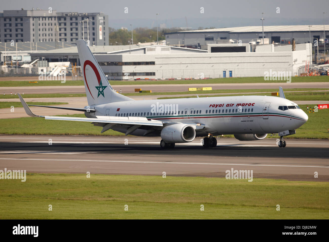Royal Air Maroc Boeing 737 Landung am Flughafen London Heathrow Stockfoto