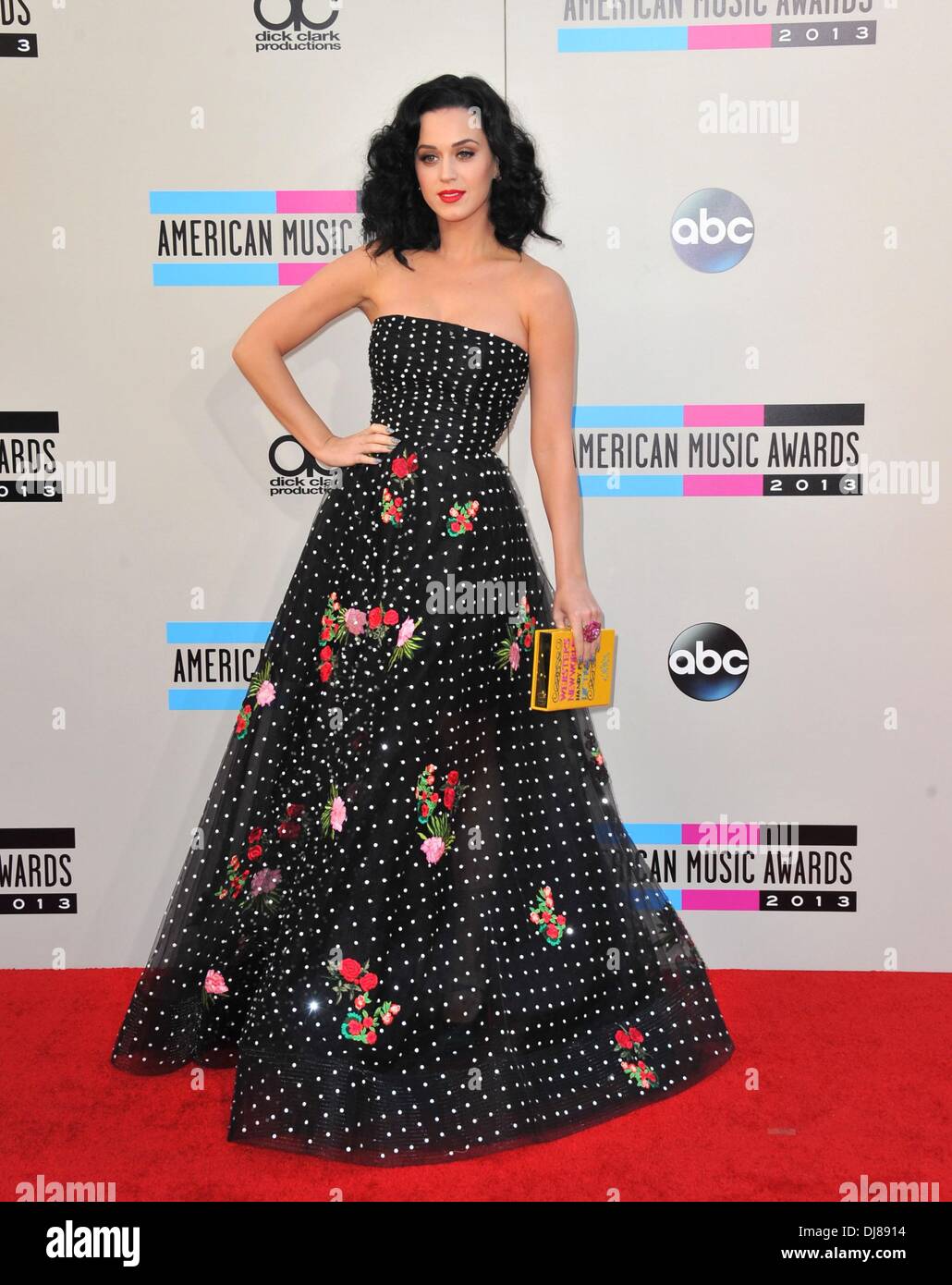 Katy Perry im Ankunftsbereich für 2013 AMERICAN MUSIC AWARDS (AMAs) - Ankünfte, Nokia Theatre L.A. Live, Los Angeles, CA 24. November 2013. Foto von: Dee Cercone/Everett Collection Stockfoto