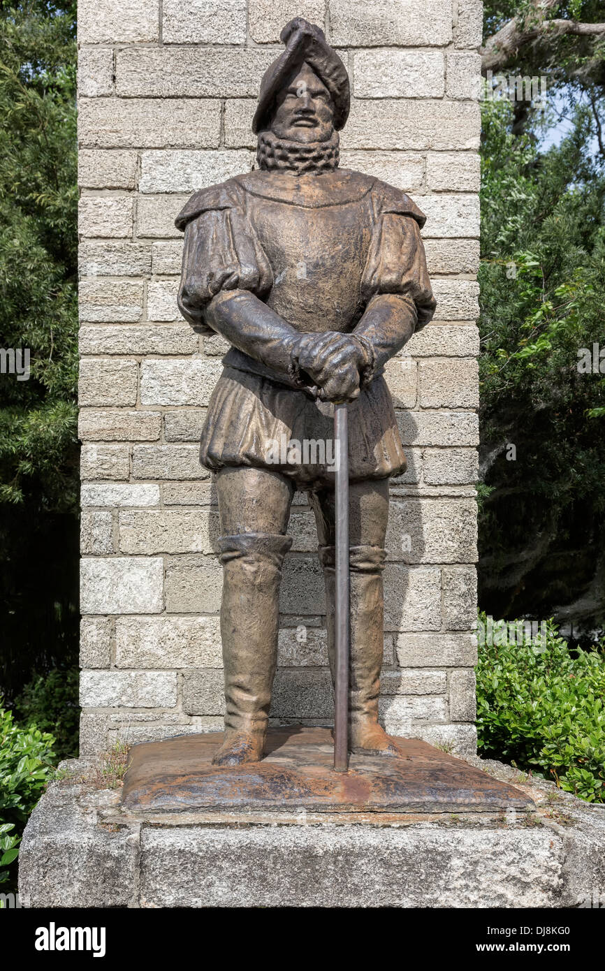 Eroberer - der spanische Soldat auf Wache am St Augustine Stadttore Stockfoto