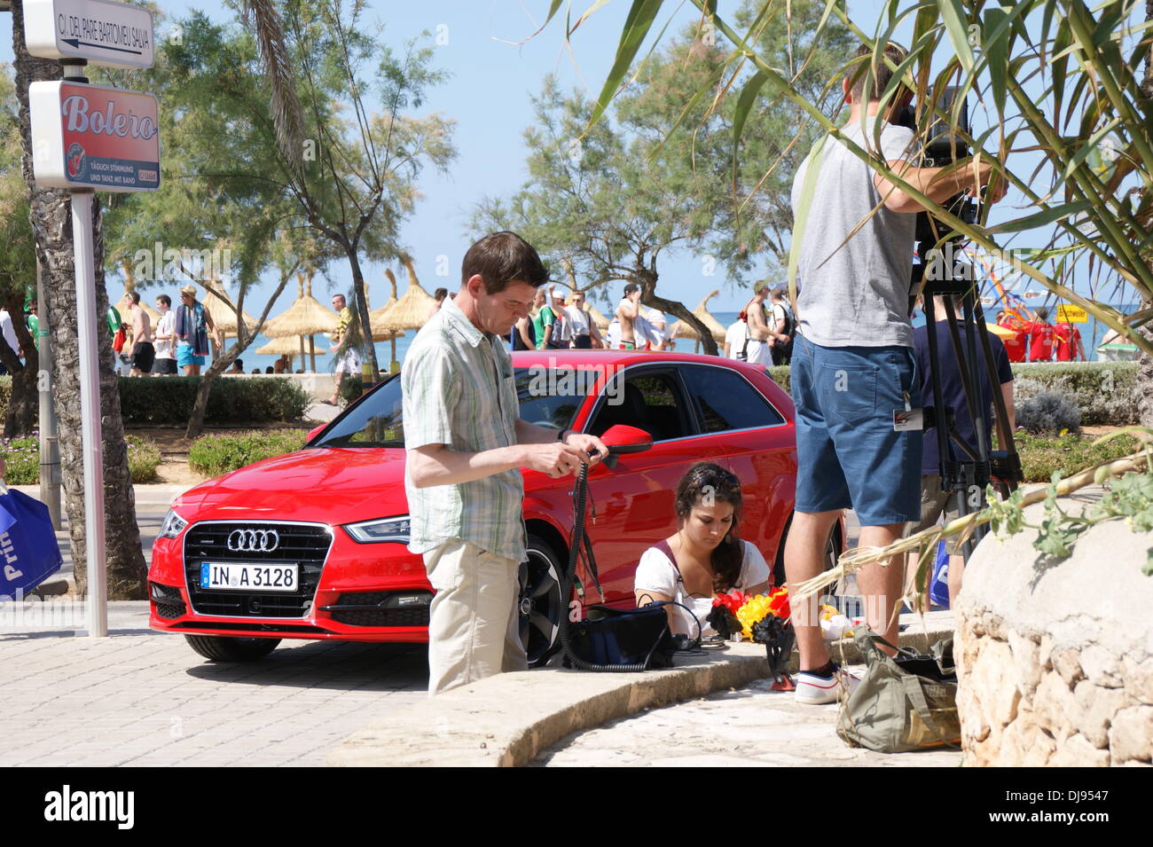 Deutsche Autobauer Audi, die Dreharbeiten zu eines Werbespots für neue A3 am Ballermann in El Arenal. Mallorca, Spanien - 09.06.2012 Stockfoto