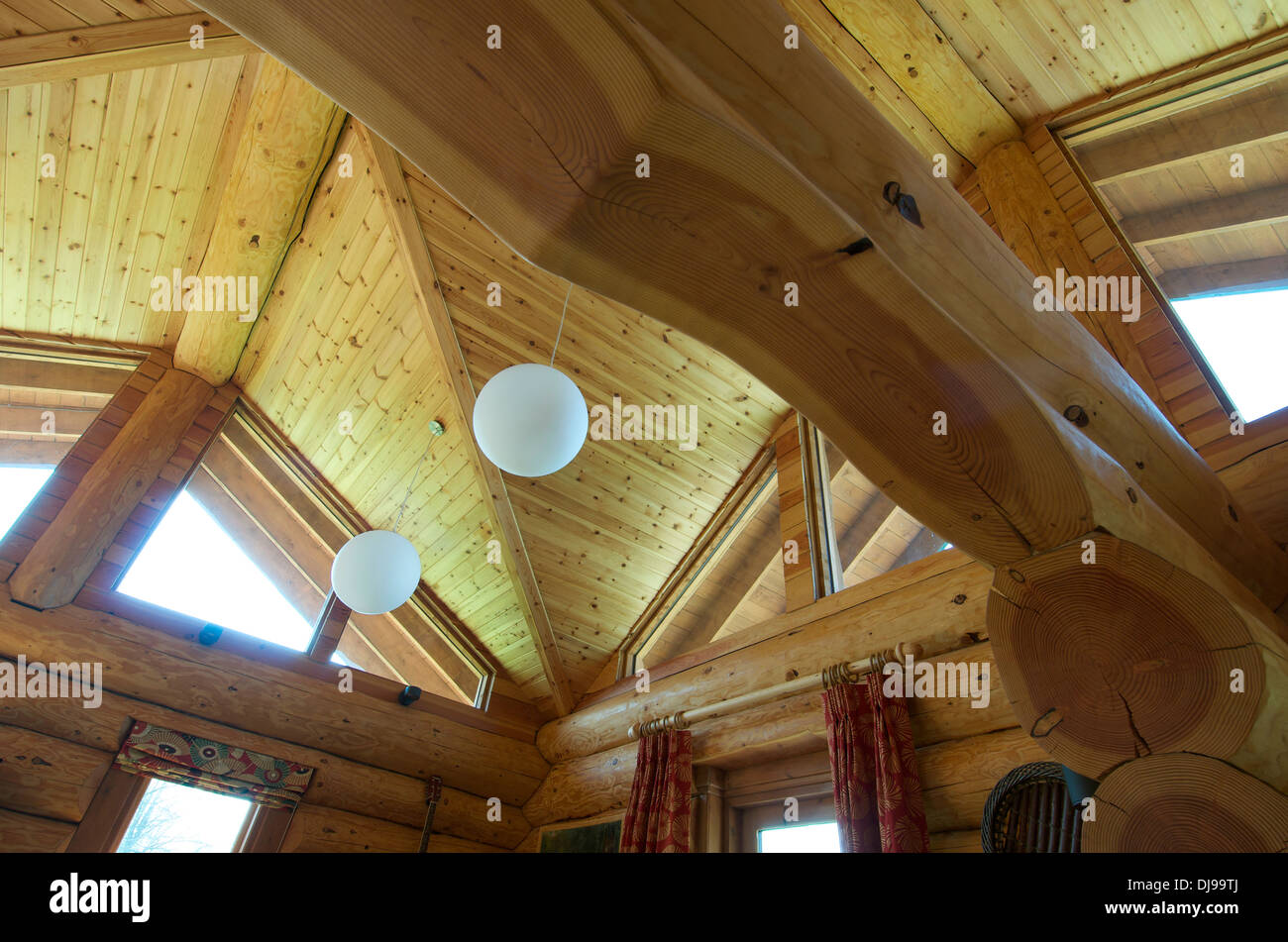 Decke von Eco Log Cabin, Shrophsire, UK Stockfoto