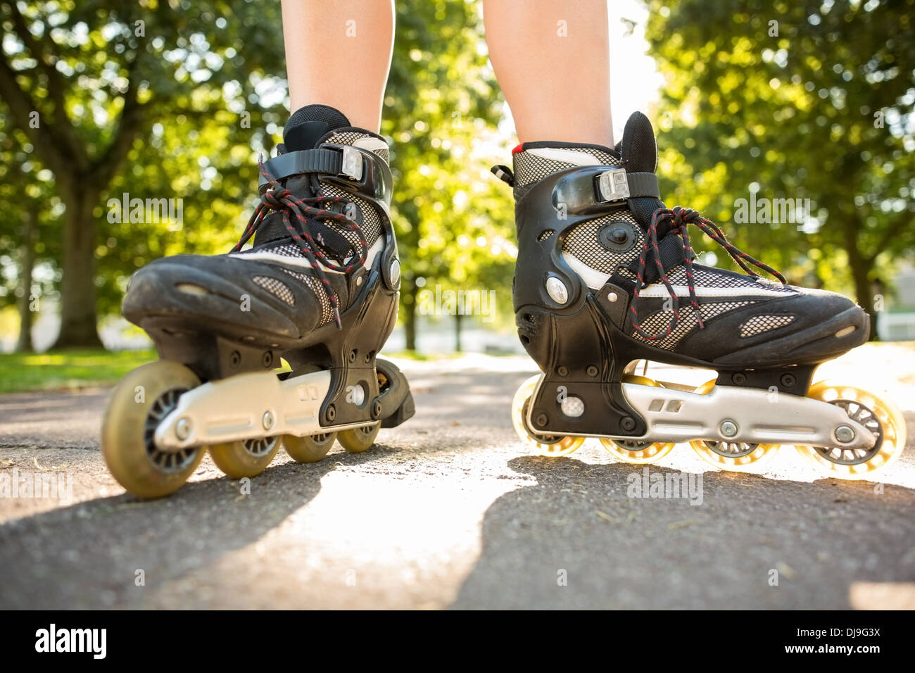 Frau mit Inline-Skates hautnah Stockfoto