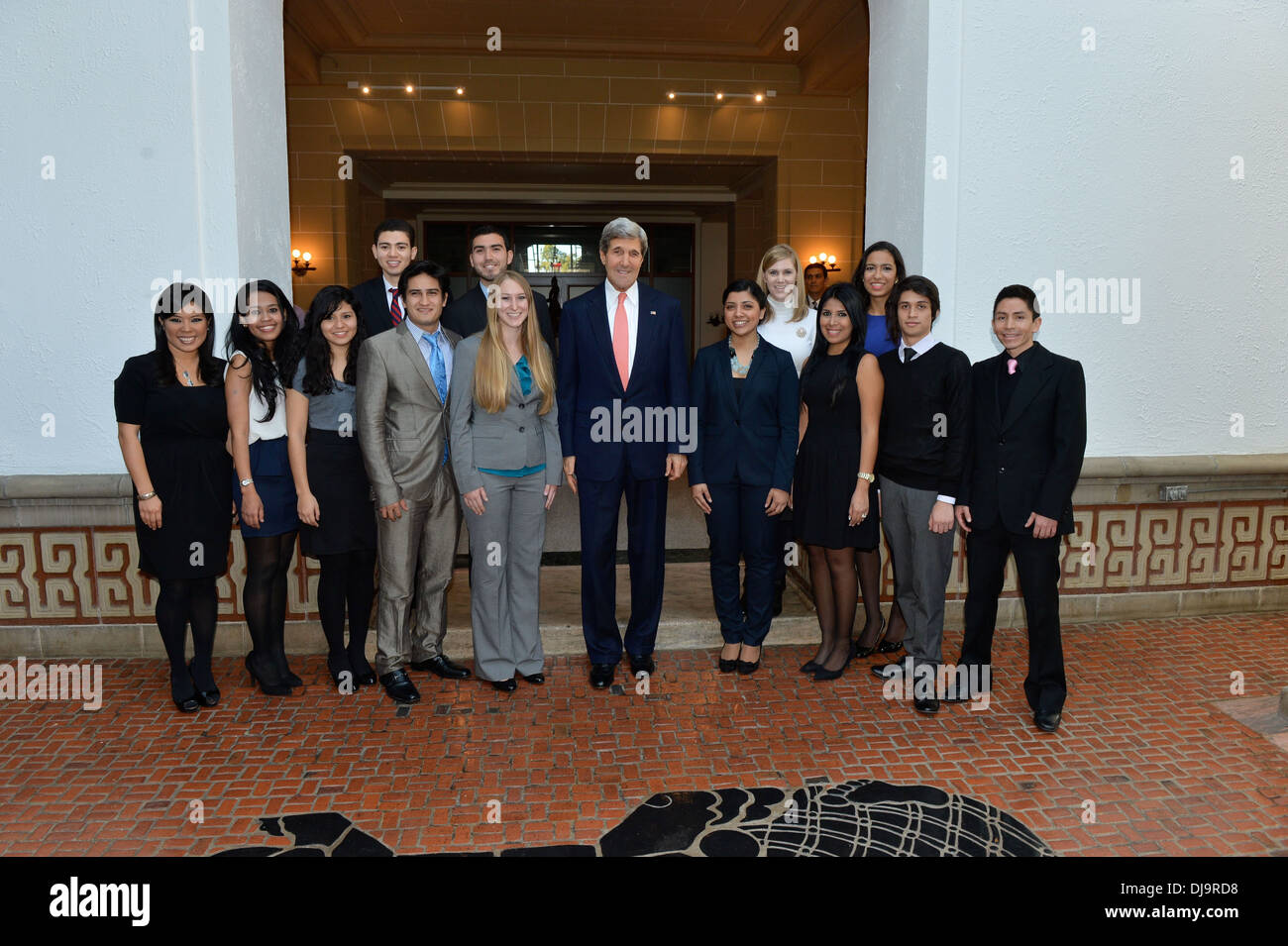 Secretary Kerry trifft OAS und WHA Praktikanten Stockfoto