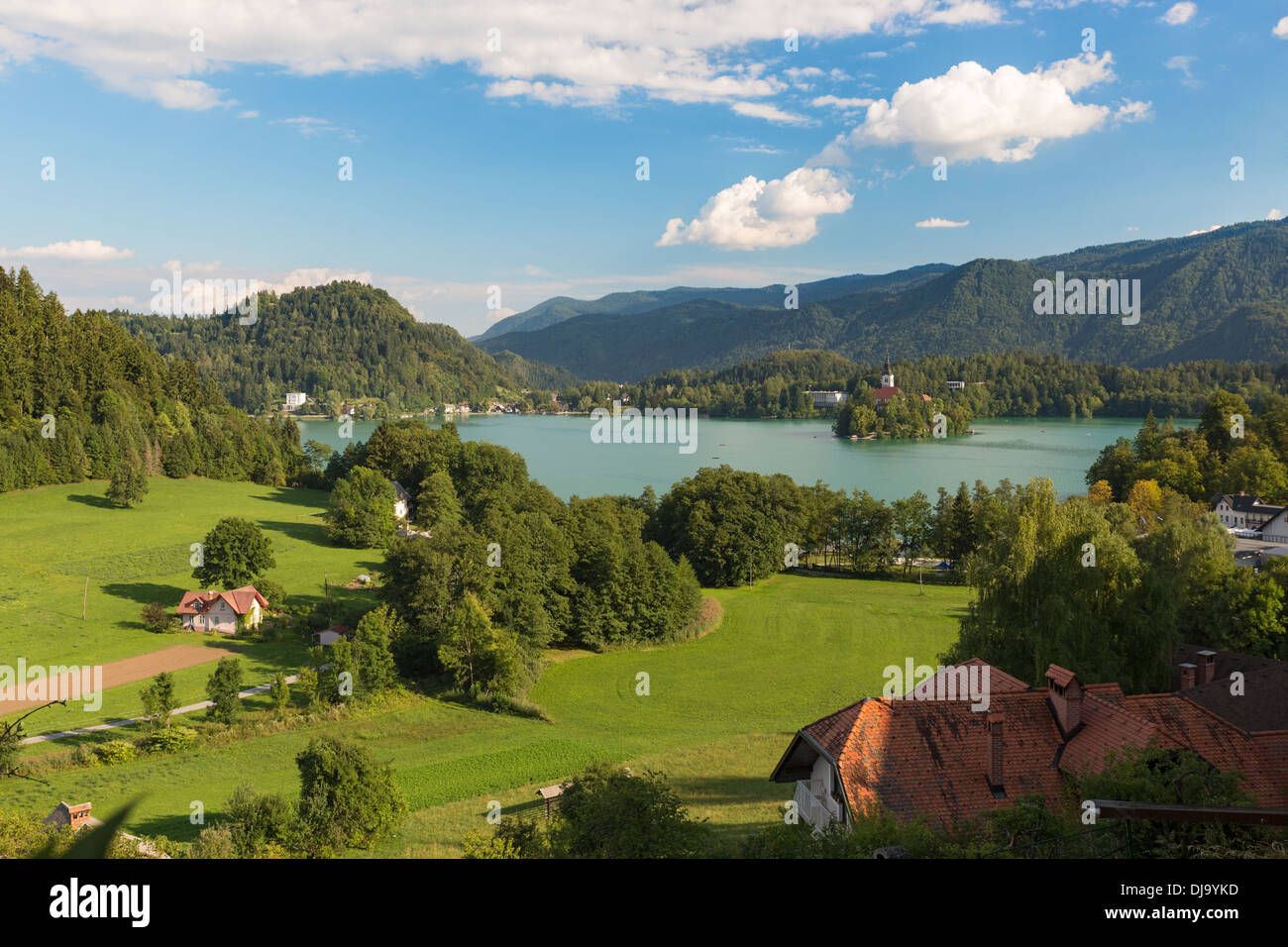 Bleder See an einem sonnigen Tag, Slowenien Stockfoto