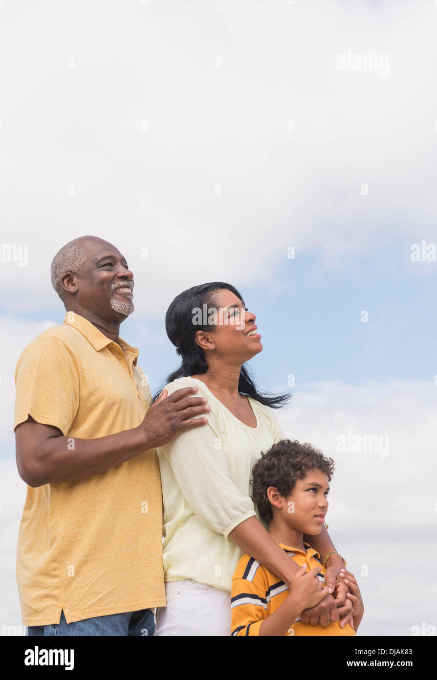 Drei Generationen der Familie im freien Lächeln Stockfoto