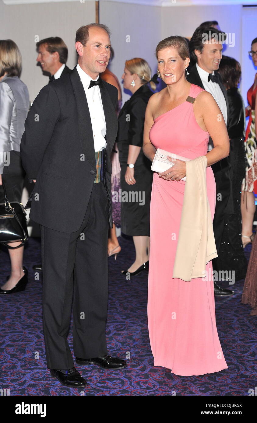 Prinz Edward und die Gräfin von Wessex The Paralympic Ball statt im Grosvenor House. London, England - 05.09.12 Stockfoto