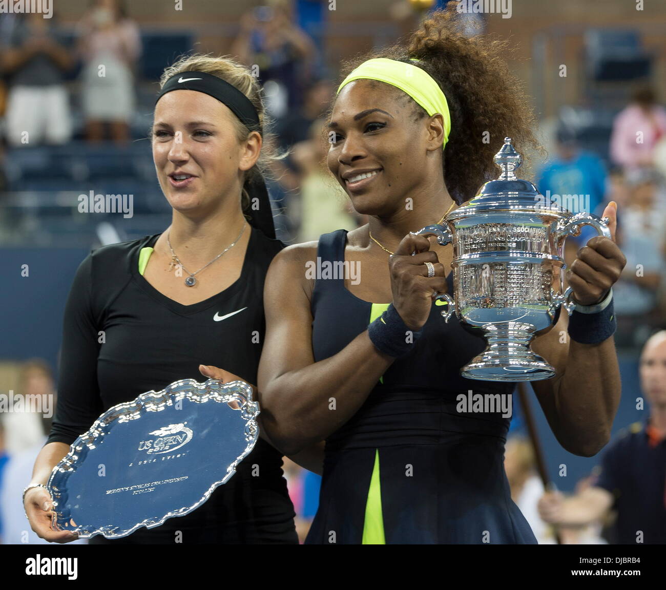 Serena Williams USA und Victoria Azarenka aus Weißrussland Serena Williams gewinnt die Frauen Finale bei den US Open 2012, statt im USTA Billie Jean King National Tennis Center in New York City, USA - 09.09.12 Stockfoto