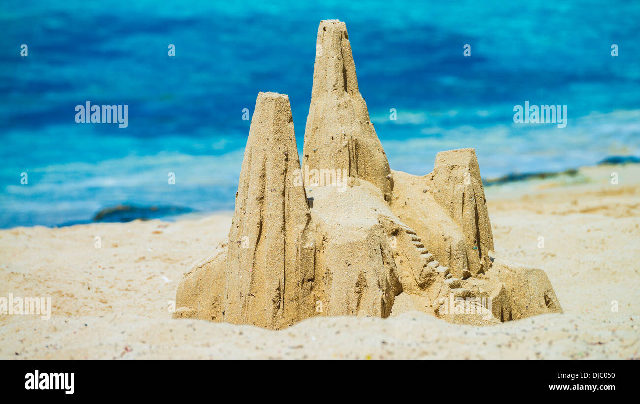Eine Sandburg gebaut auf Sandcastle Strand auf St. Croix, Amerikanische Jungferninseln. Stockfoto