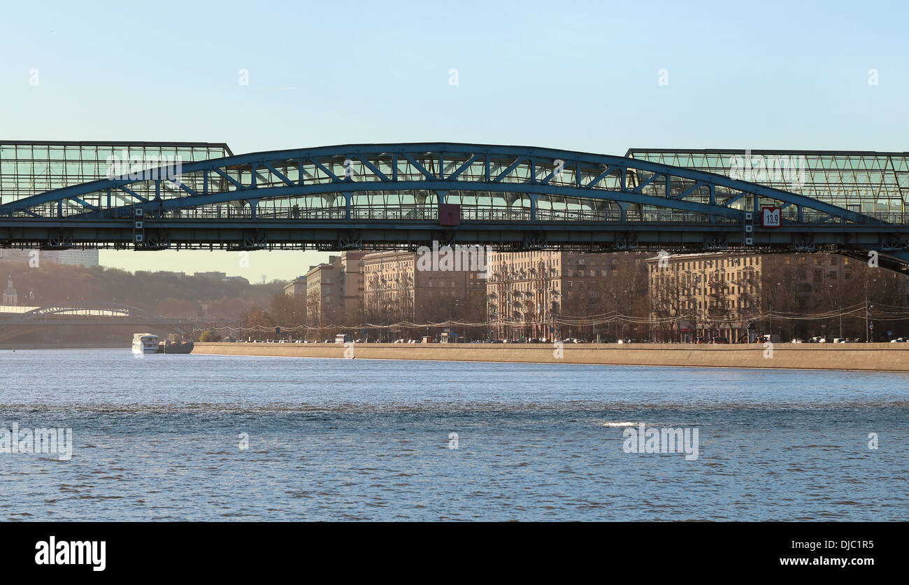 Stock Andrew Fußgängerbrücke in Moskau Stockfoto