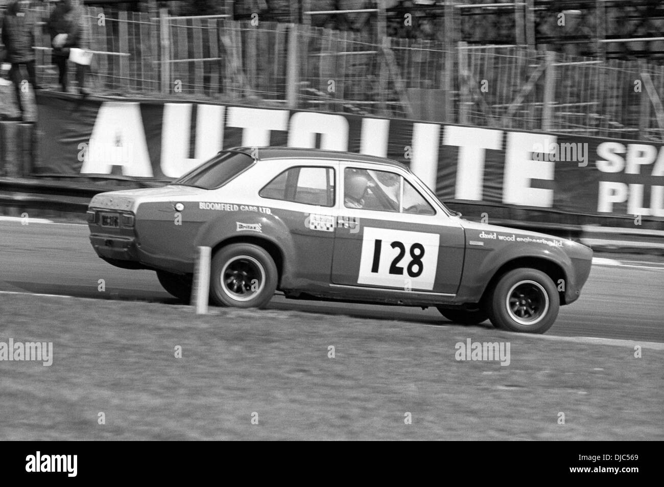 Mike Franey in einem Ford Escort in der Wachen Trophy Rennen, Brands Hatch, England 22. März 1970. Stockfoto