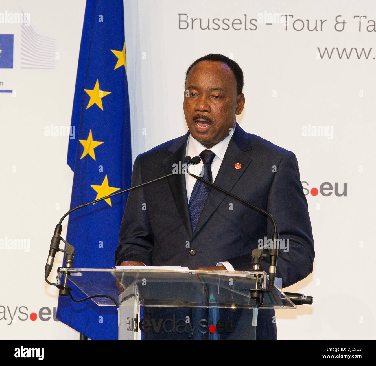 26. November 2013. Mahamadou Issoufou, Präsident von Niger, im Bild, an der Konferenz "European Development Days" (EDD13) die konzentrierte sich auf die Millennium Development Goals (MDGs) und auf den globalen Rahmen, der sie bis zum Jahr 2015 gelingen wird. Stockfoto