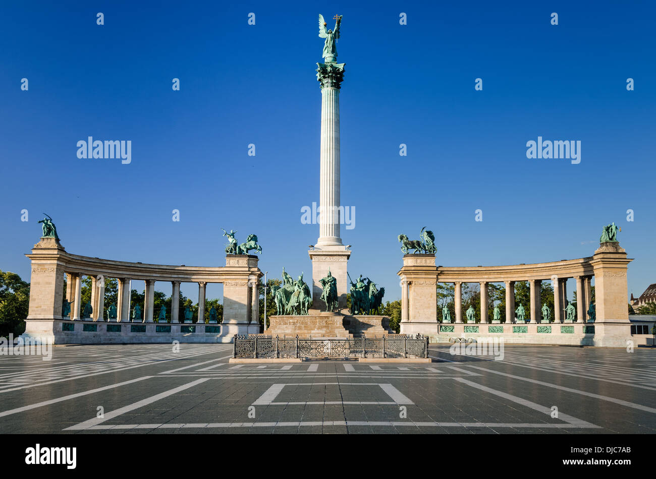 Heroes' Square, Hosok Tere oder Millennium Monument, einer der Hauptattraktionen Budapests. Stockfoto