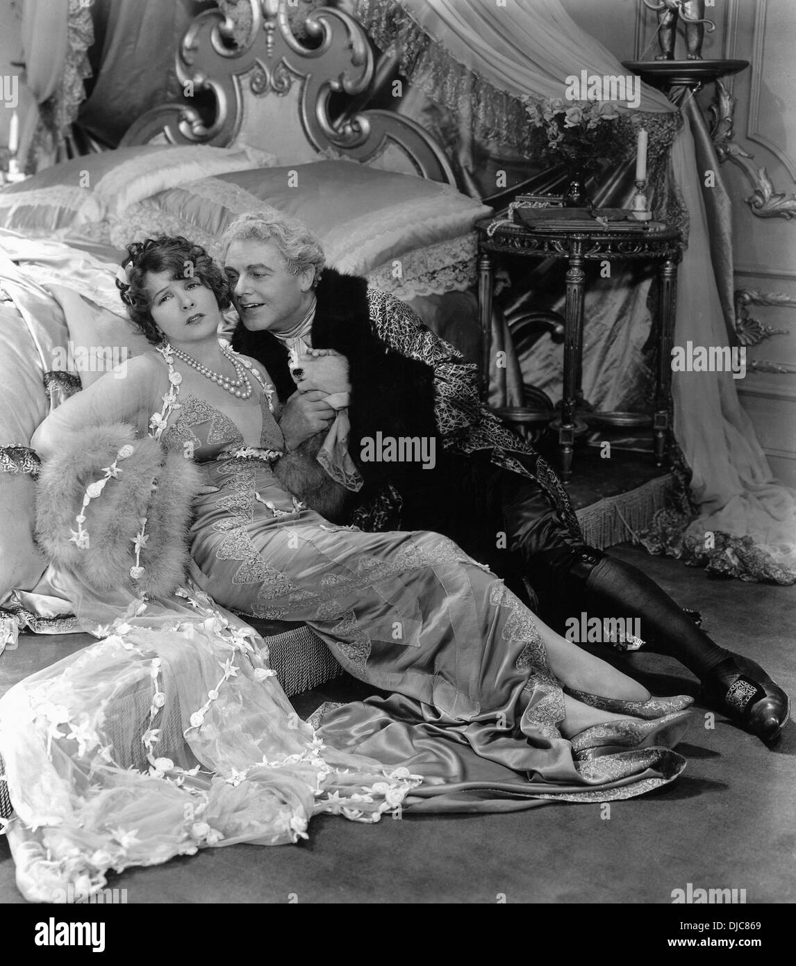 Norma Talmadge und William Farnum am Set des Films, Du Barry, Frau von Leidenschaft, 1930 Stockfoto