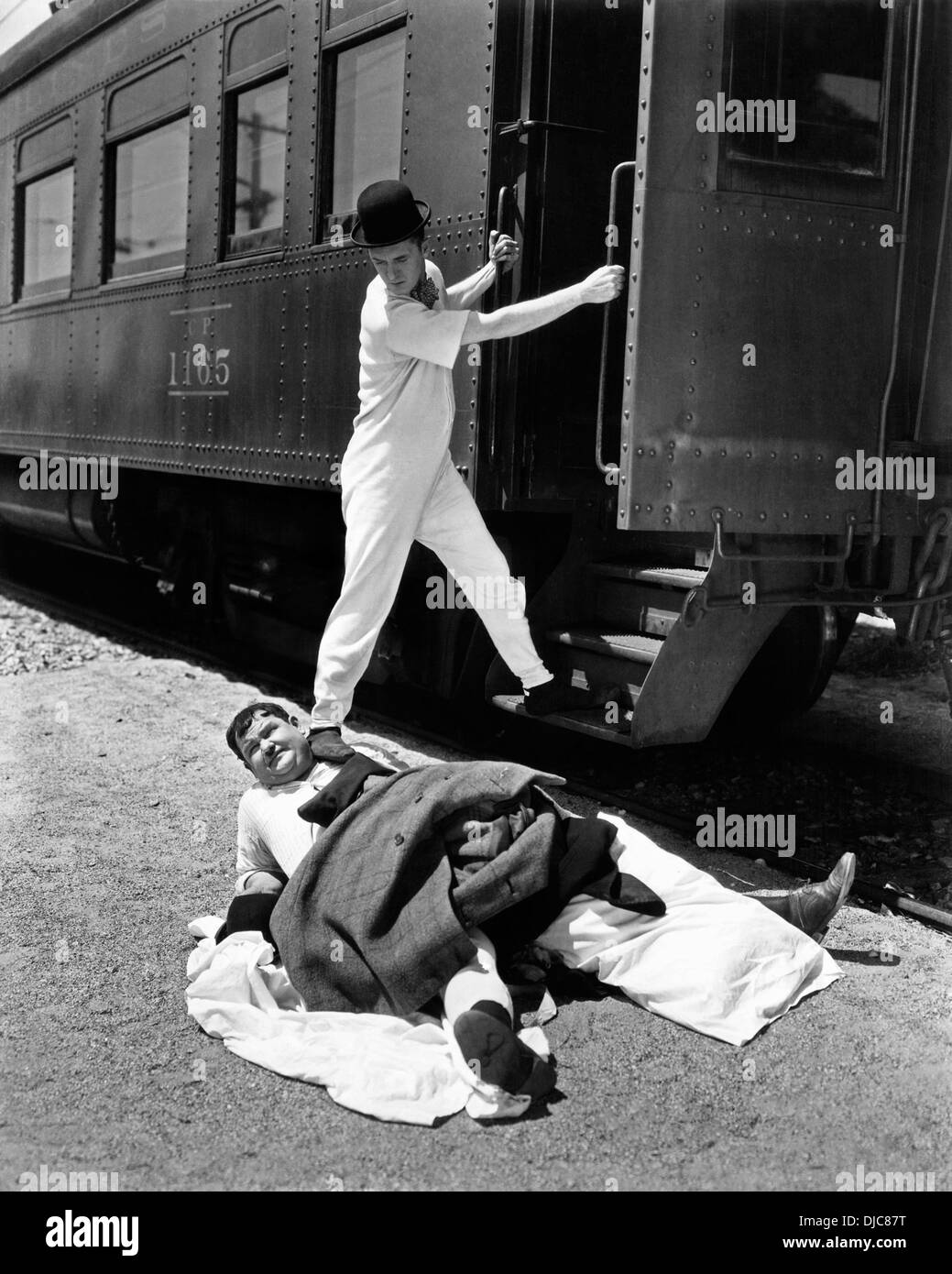 Oliver Hardy und Stan Laurel am Set des Films, Berth Marks, 1929 Stockfoto