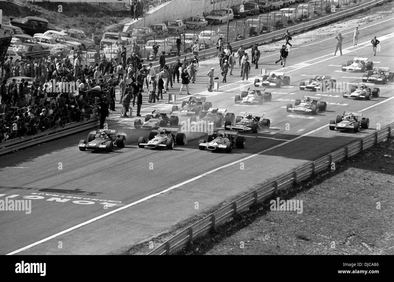 Jackie Stewart führt entfernt in einem März 701 zu Beginn des spanischen GP, Jarama, Spanien 19. April 1970. Stockfoto