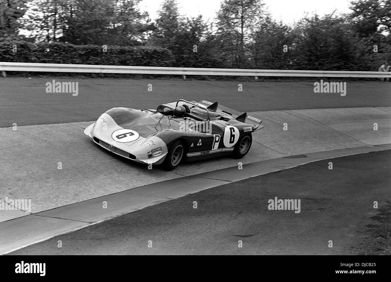 Stommelens-Piers Courage ist Alfa Romeo T33-3 auf dem Karussel. Nürburgring 1000kms, Deutschland 31. Mai 1970. Stockfoto