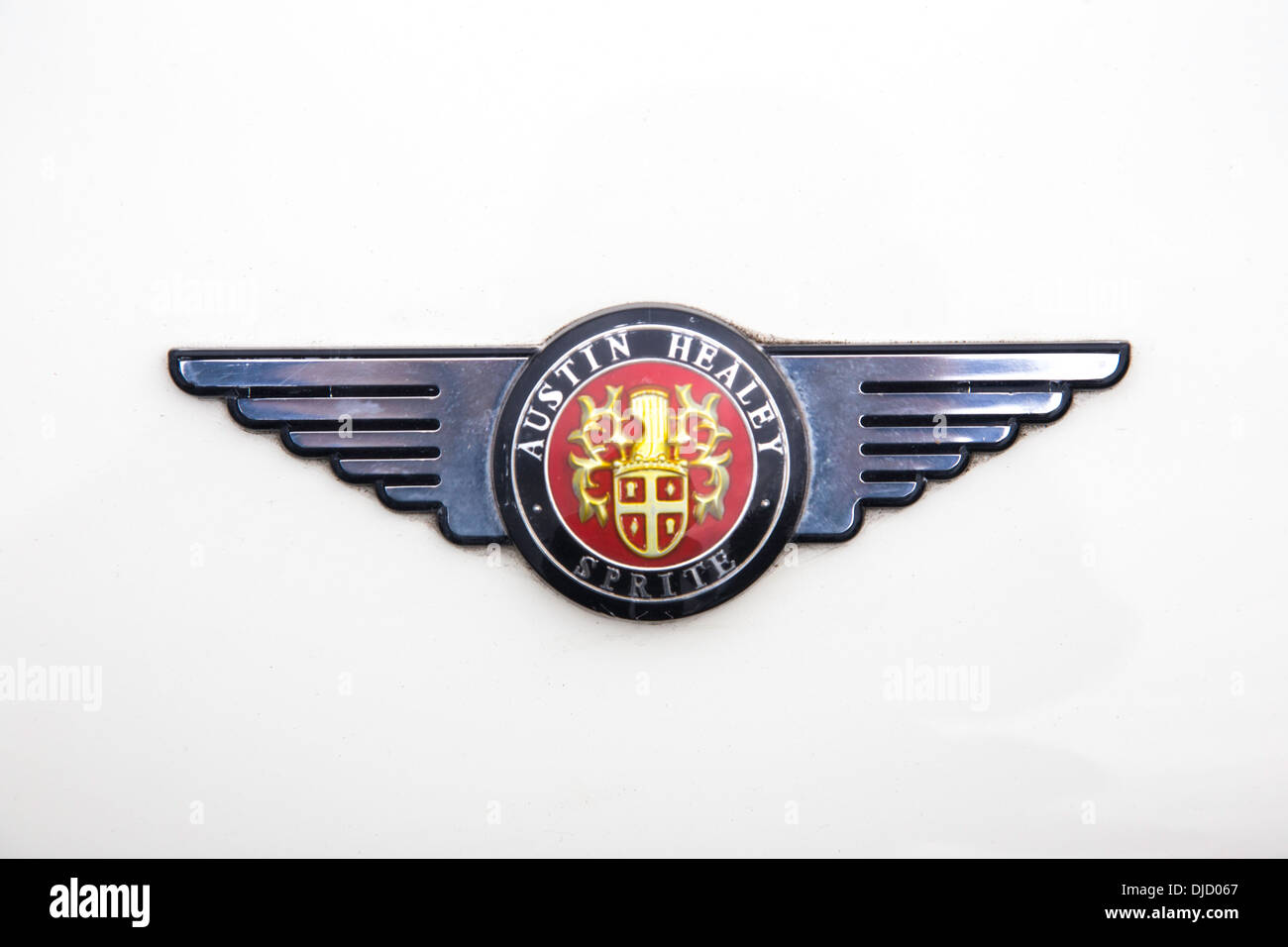 Motorhaube-Abzeichen auf einem historischen Austin Healey Sprite Motorcar, England, UK Stockfoto