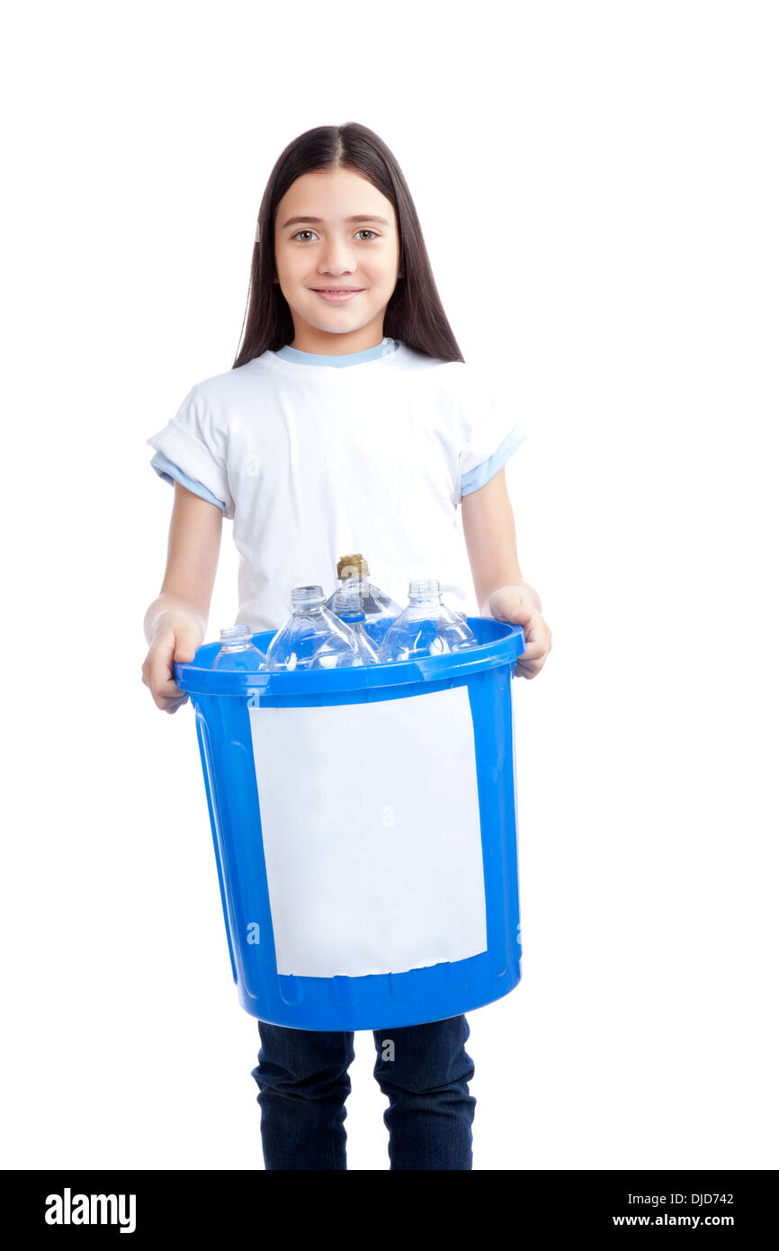 Mädchen hält Recycling Abfall Bib Stockfoto