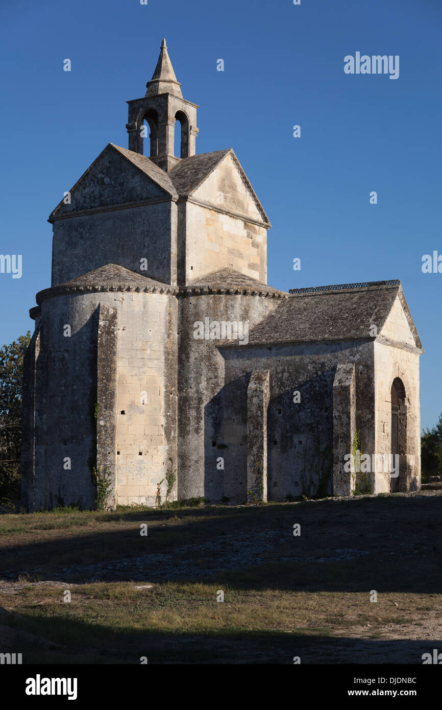 Die Chapelle de Ste-Croix an die Abtei Montmajour in der Nähe von Arles Stockfoto